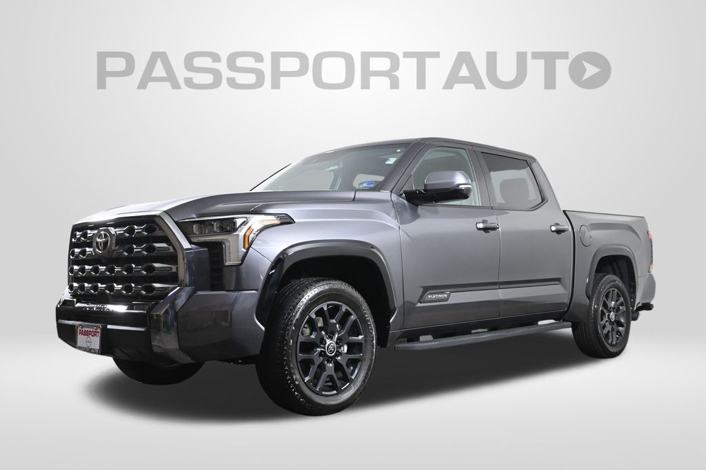 2024 Toyota Tundra Platinum CrewMax Cab 4WD