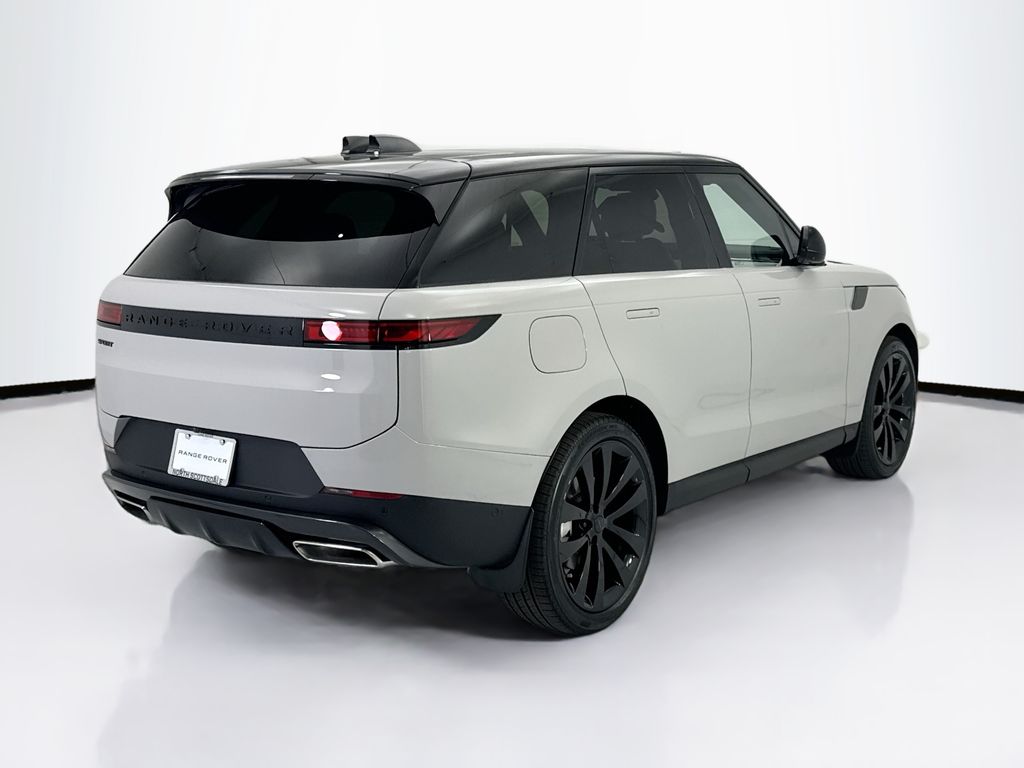 Thumbnail: 2026 Land Rover Range Rover Sport - 5
