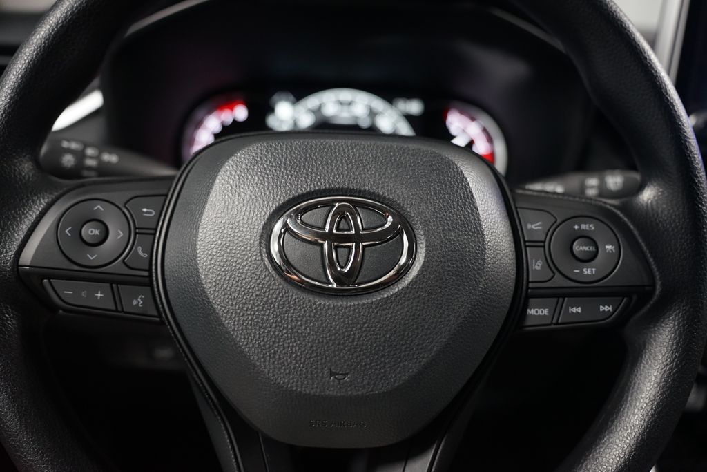 Thumbnail: 2025 Toyota RAV4 - 15