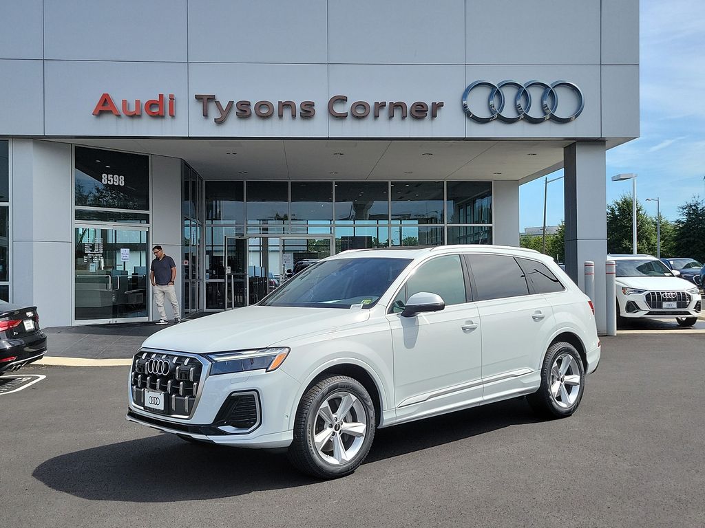 2025 Audi Q7  -
                Vienna, VA