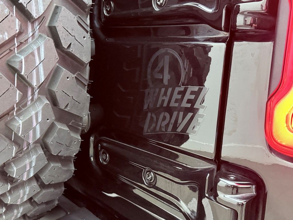 Thumbnail: 2021 Jeep Wrangler - 19