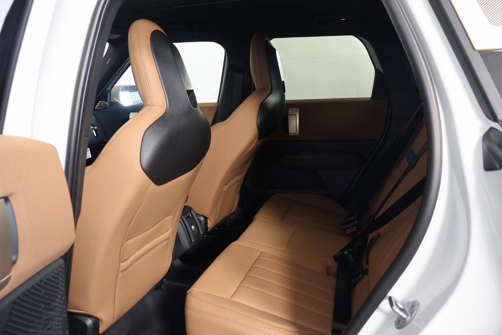 Thumbnail: 2027 MINI Cooper Countryman - 6