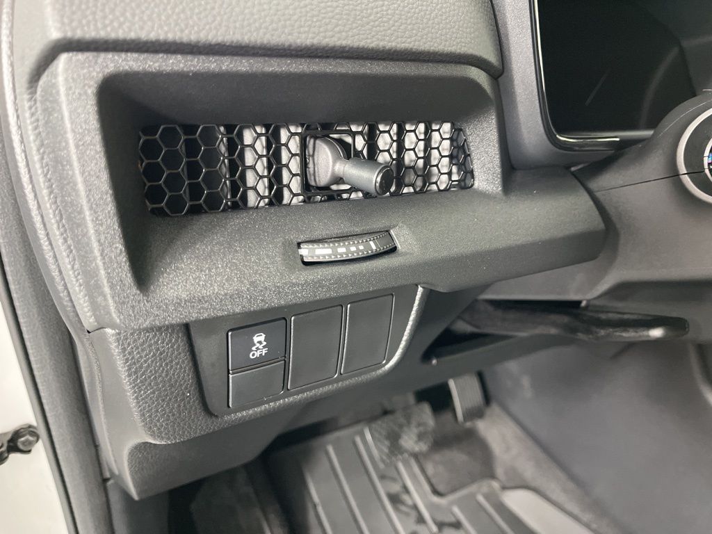 2023 Honda CR-V EX 27