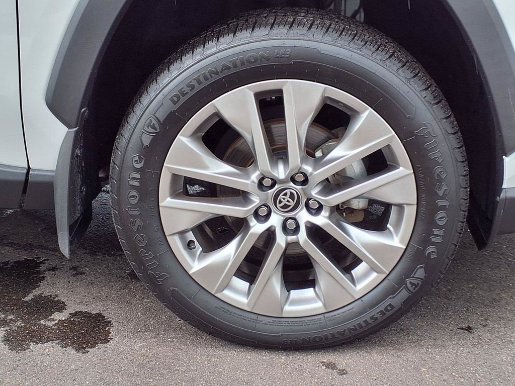 Used 2024 Toyota RAV4 SUV