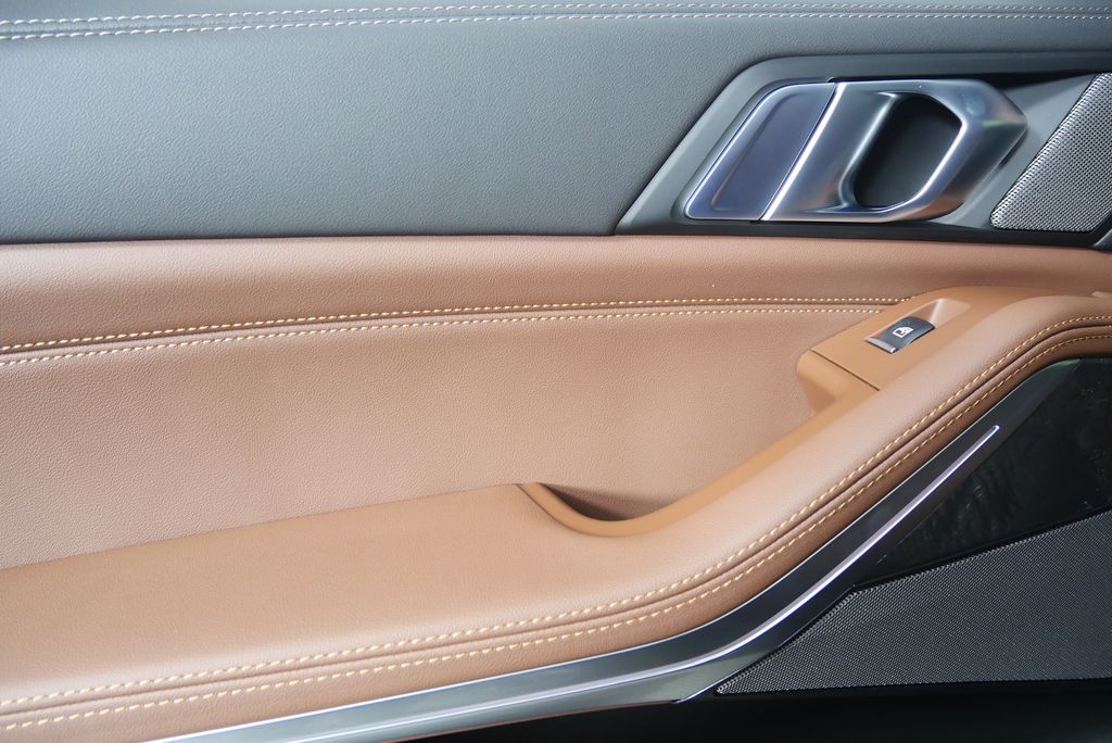 Thumbnail: 2026 BMW X5 - 13