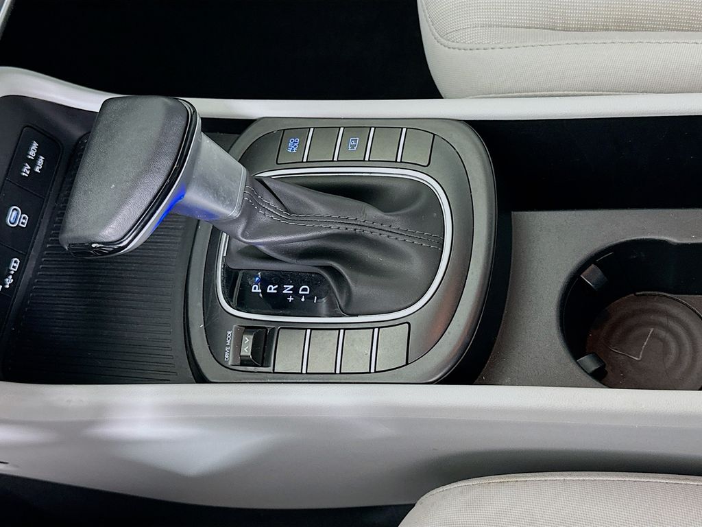 Thumbnail: 2025 Hyundai Kona - 16