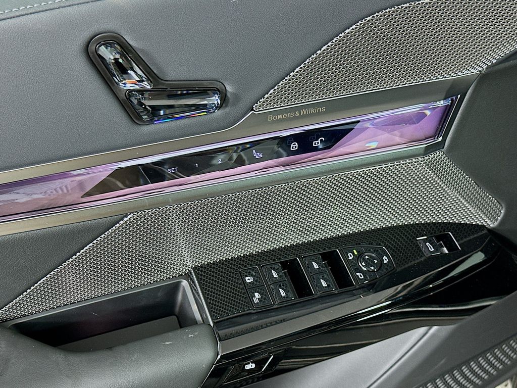 Thumbnail: 2025 BMW 7 Series - 20