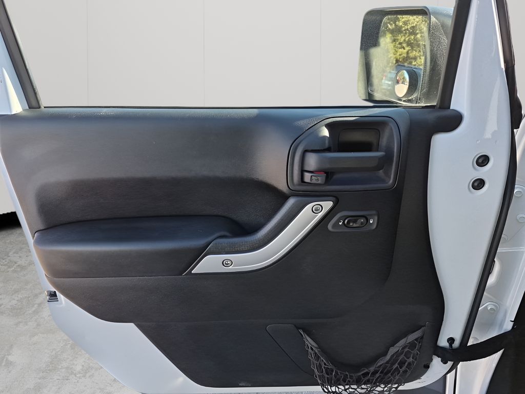 Used Car 2014 Jeep Wrangler  Unlimited Sahara For Sale Under $20,000 In Austin, Texas