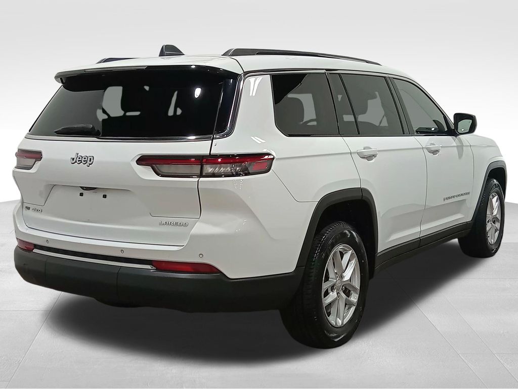 2021 Jeep Grand Cherokee L Laredo 4x4