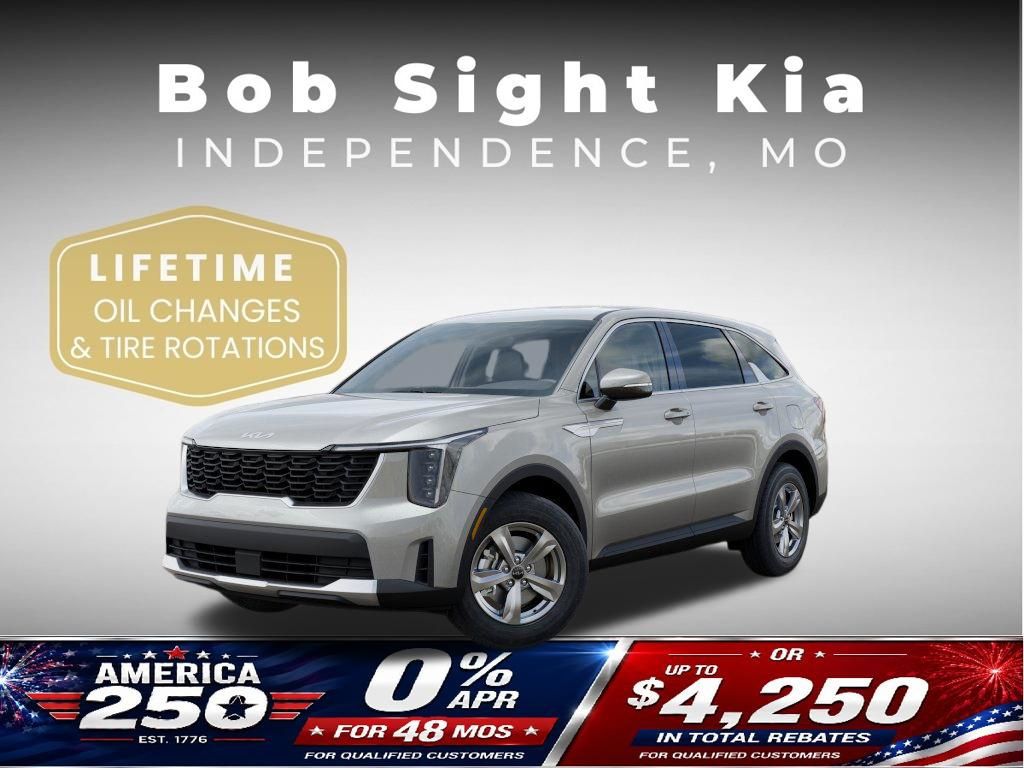 White (Ivory) 2026 Kia Sorento SUV / Crossover Front-Wheel Drive 8-Speed Automatic