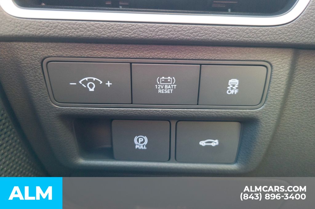 2025 Hyundai Sonata Hybrid SEL - Photo 33