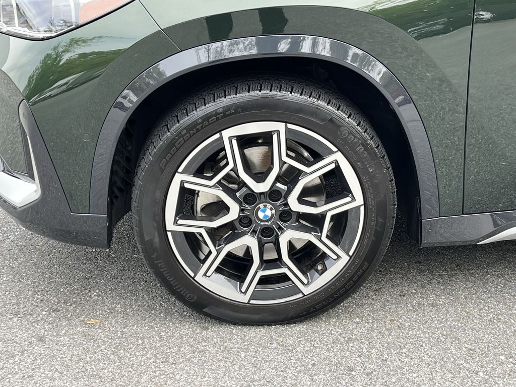 Thumbnail: 2025 BMW X1 - 10