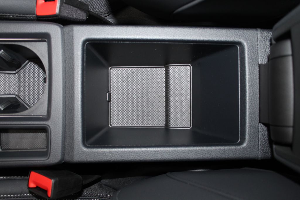 2025 Audi Q3  16