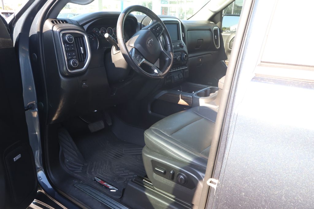 Thumbnail: 2021 Chevrolet Silverado 1500 - 11