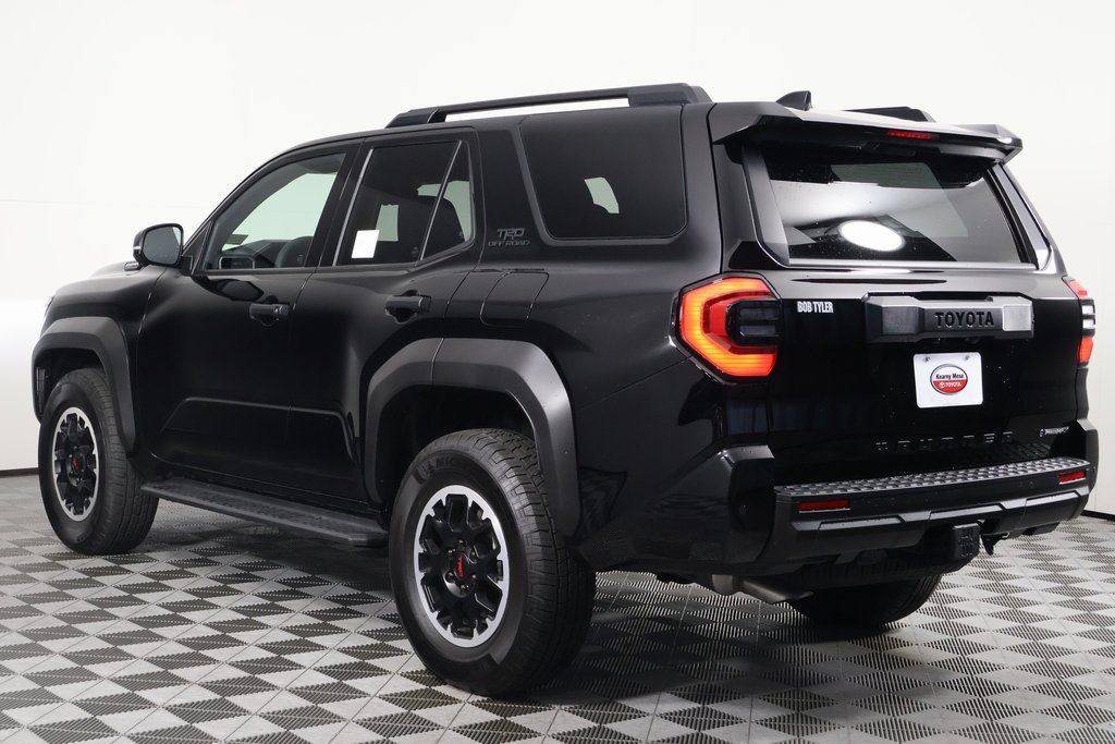 Thumbnail: 2025 Toyota 4Runner - 6