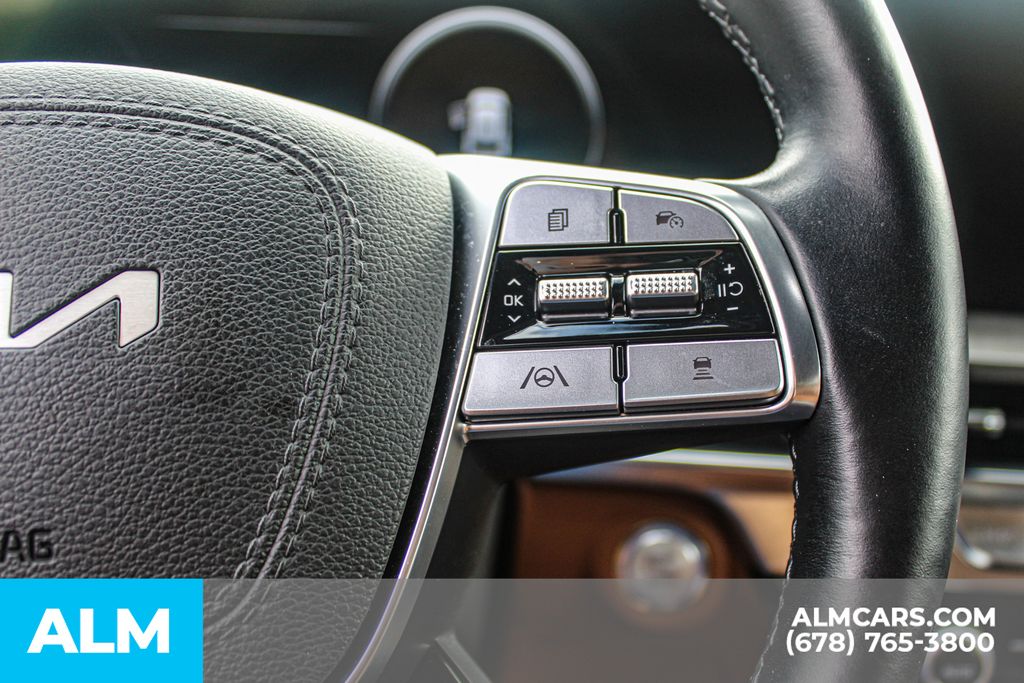 Used 2024 Black Kia SX X-Pro image 30
