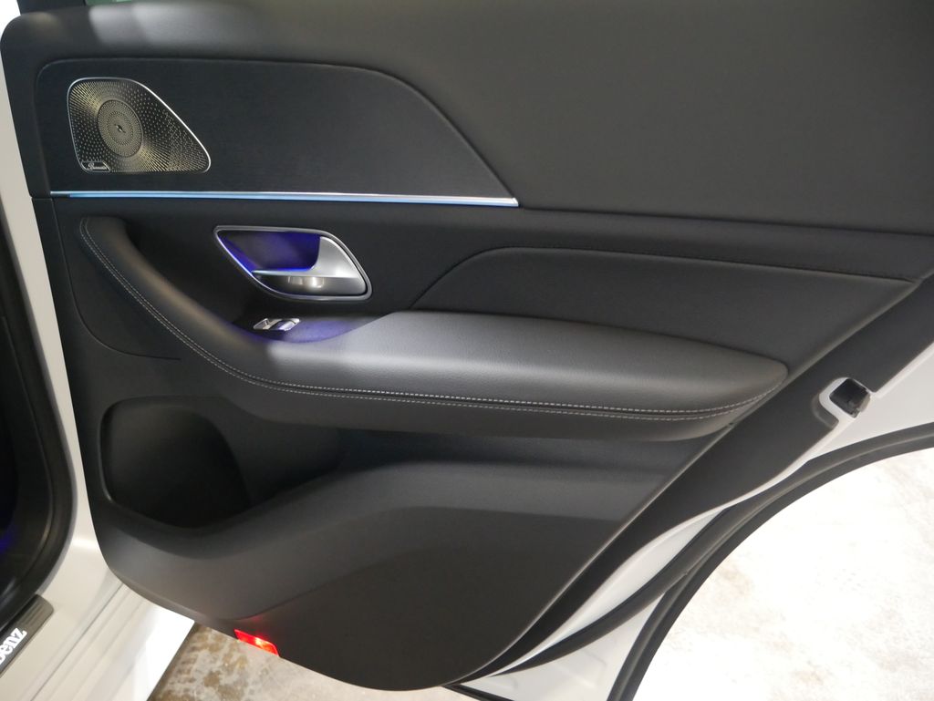 Thumbnail: 2026 Mercedes-Benz GLE - 24