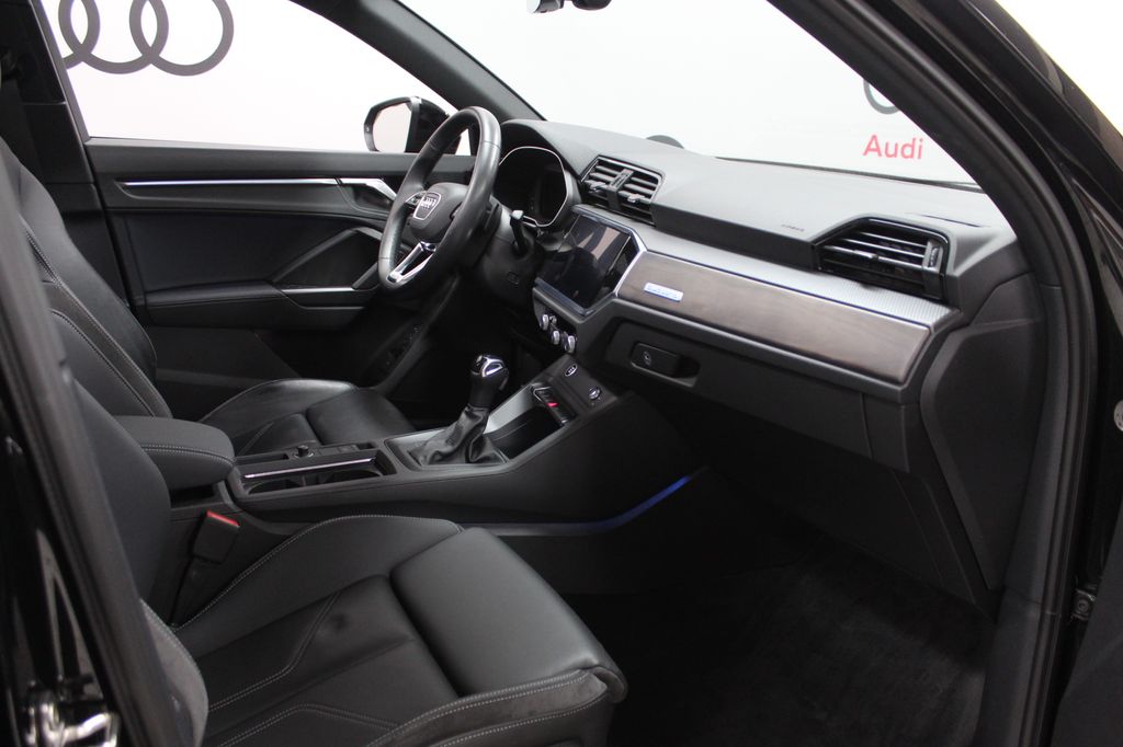 Thumbnail: 2022 Audi Q3 - 31