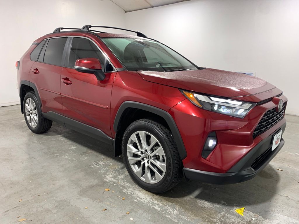 2024 Toyota RAV4 XLE Premium 5