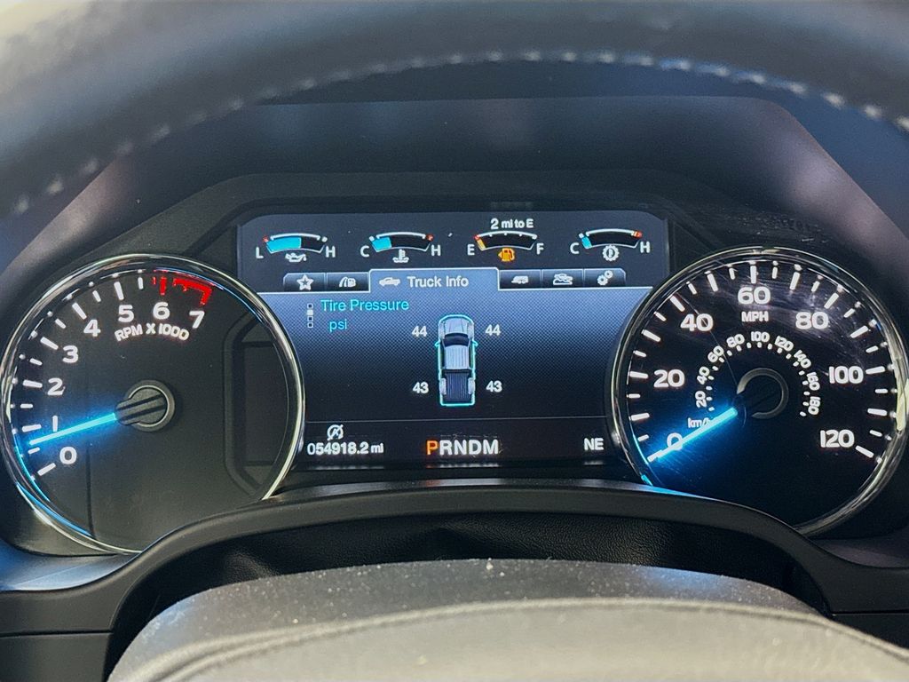 2019 Ford F-150 Lariat 12