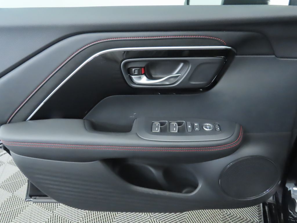 Thumbnail: 2025 Acura ADX - 25