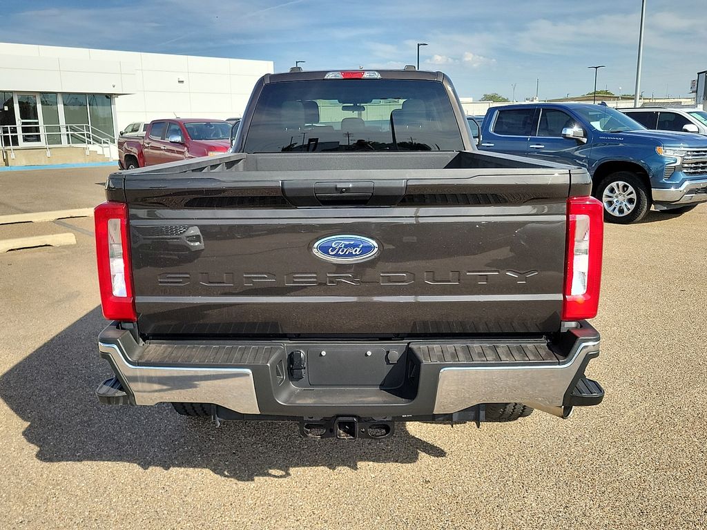 2024 Ford F-250SD XLT - 8