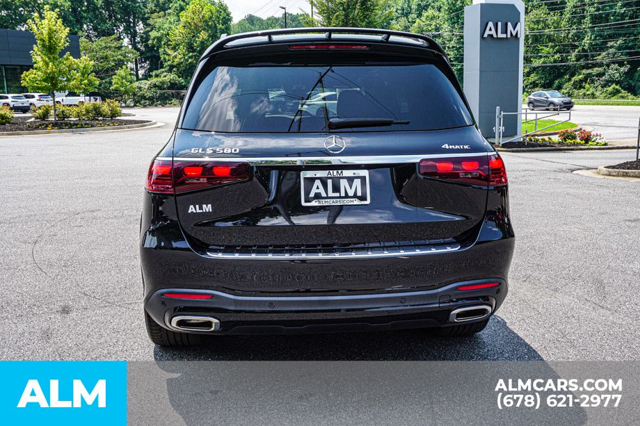 Used 2024 Black Mercedes-Benz GLS 580 image 10