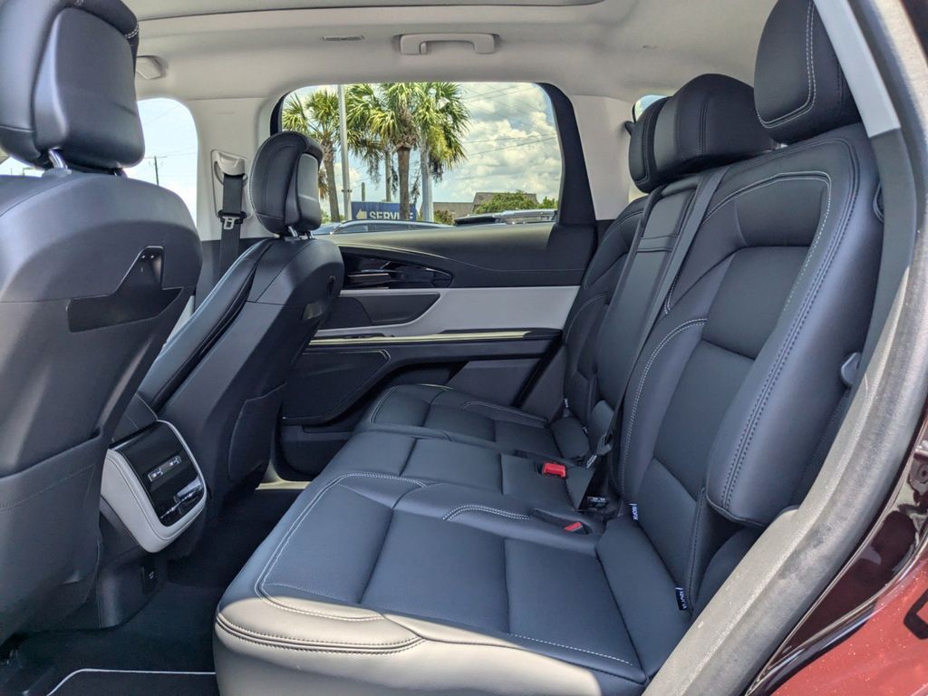 2025 Lincoln Nautilus Hybrid Premiere