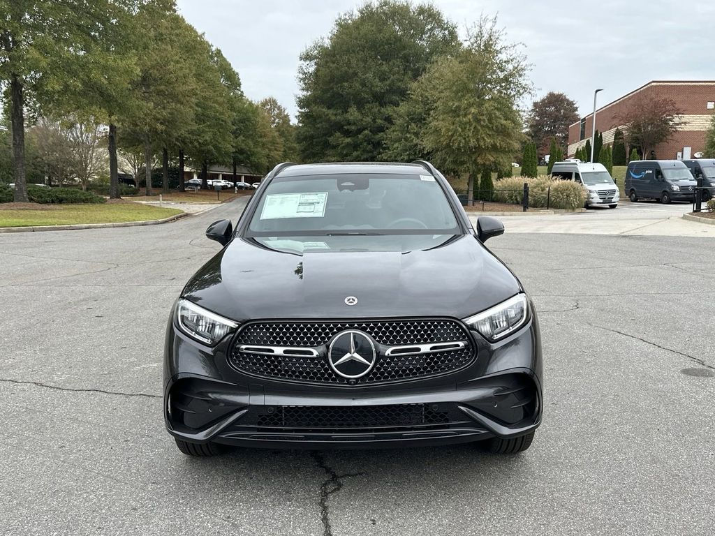 2025 Mercedes-Benz GLC GLC 300 3