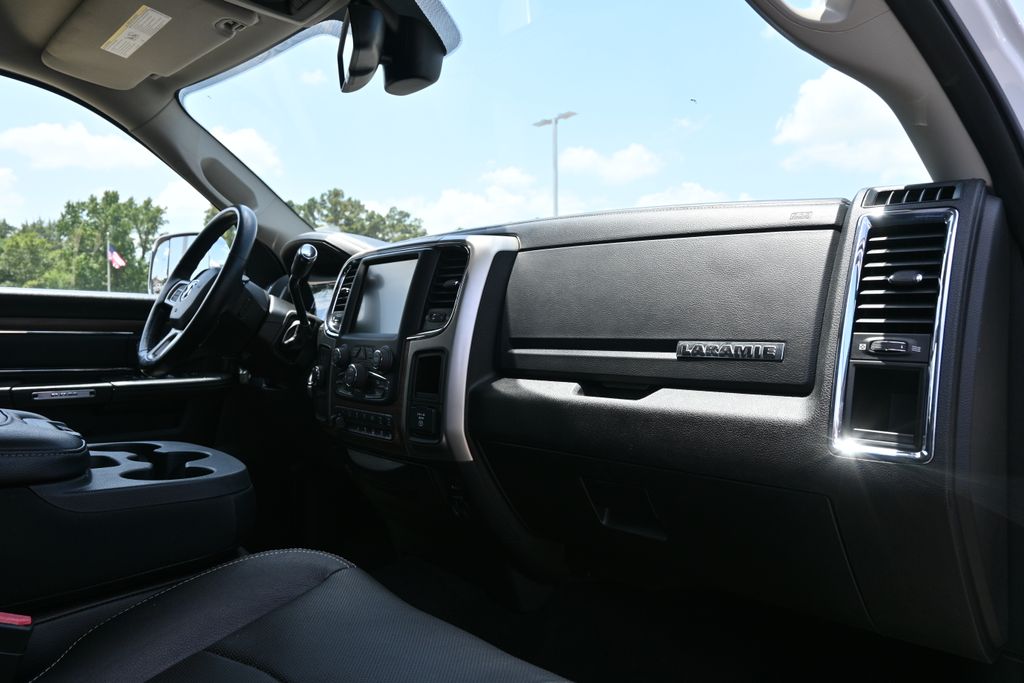 2017 Ram 2500 Laramie White at Autostrade