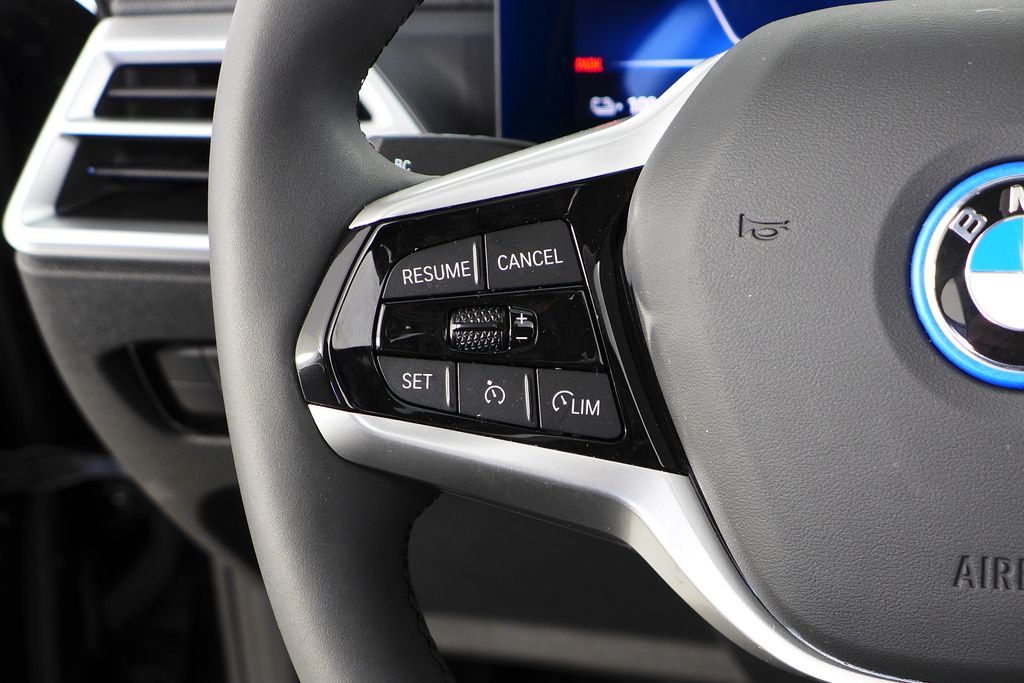 Thumbnail: 2025 BMW i4 - 29