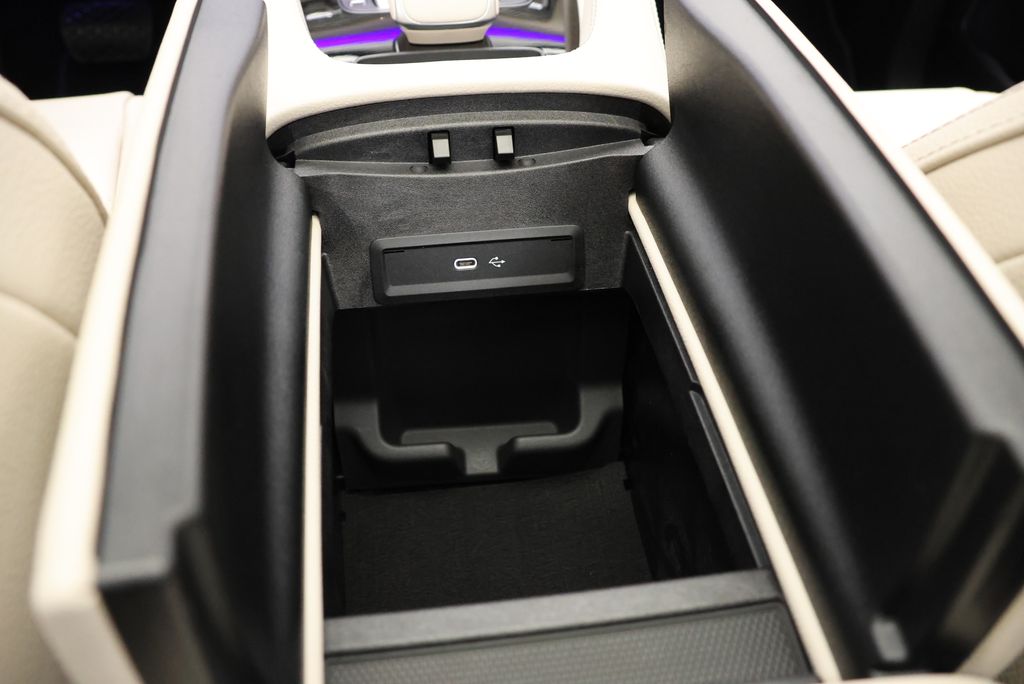 Thumbnail: 2026 Mercedes-Benz GLE - 30