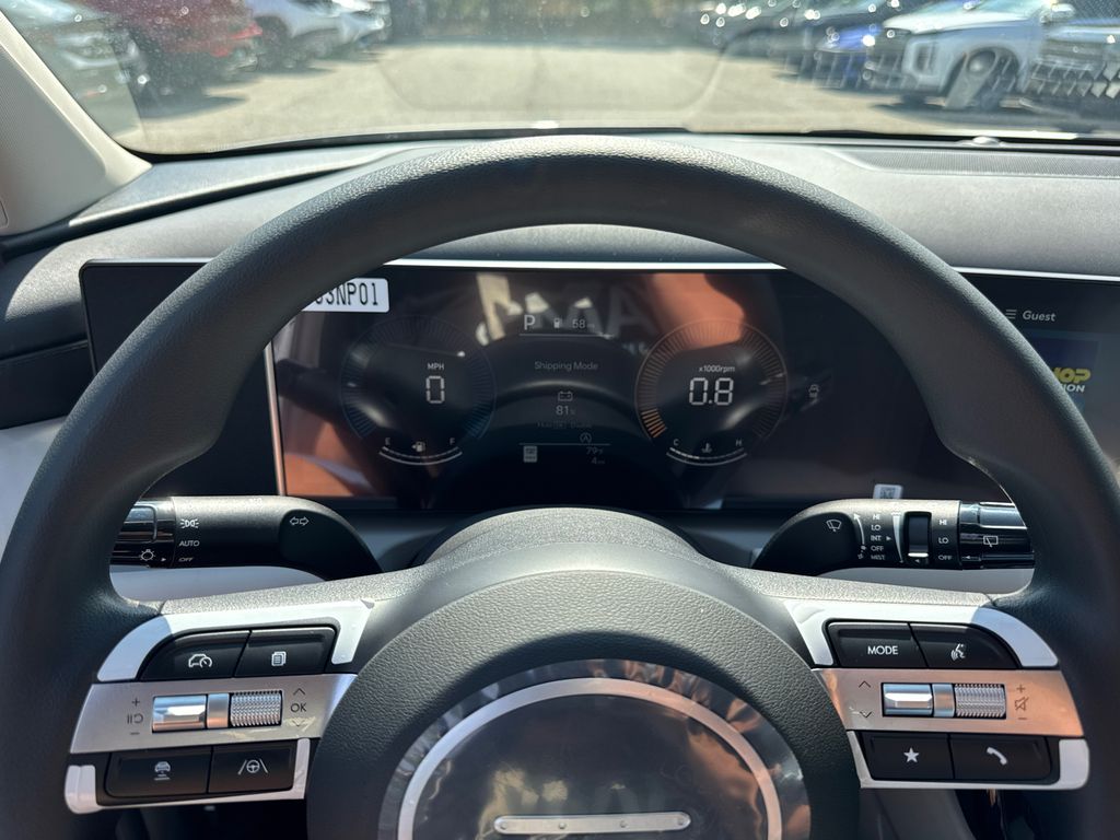 2025 Hyundai Tucson SEL photo 17