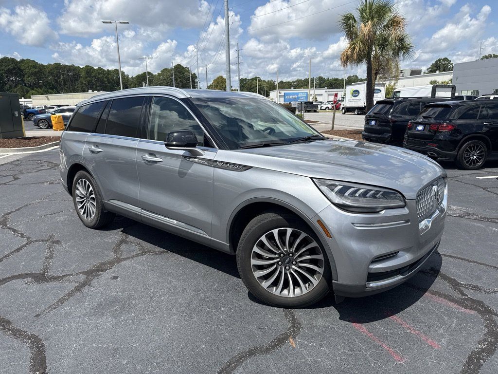 2023 Lincoln Aviator Standard
