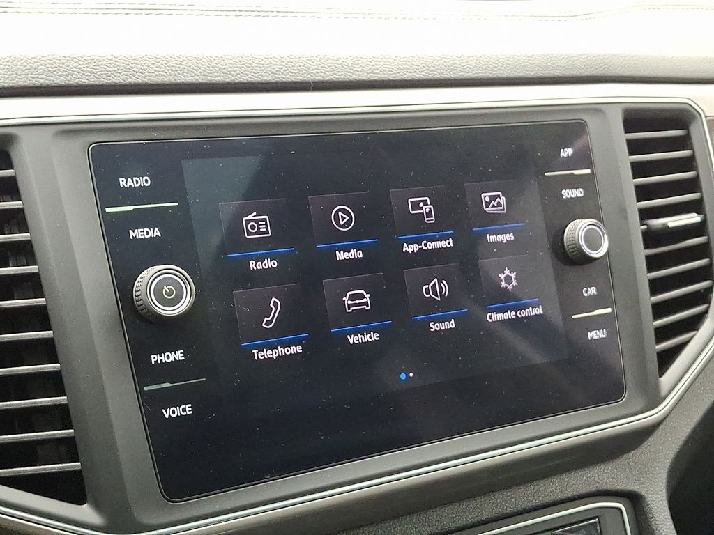 Thumbnail: 2019 Volkswagen Atlas - 16