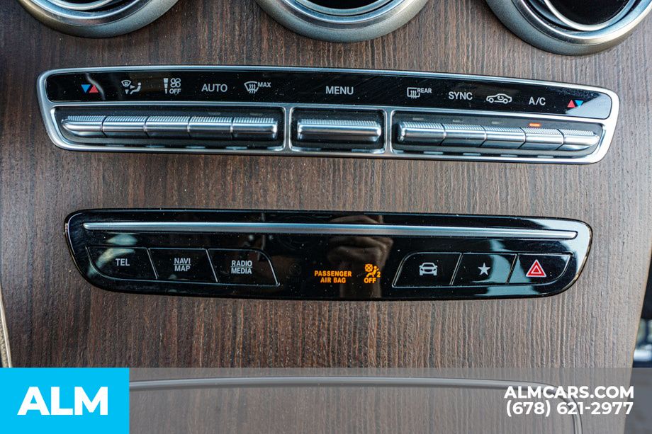 Used 2022 Silver Mercedes-Benz GLC 300 image 41