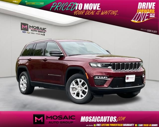 Velvet Red Pearlcoat 2023 Jeep Grand Cherokee SUV / Crossover Four-Wheel Drive 8-Speed Automatic