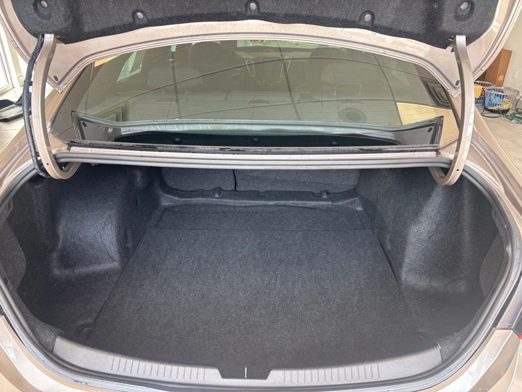 Used 2025 Chevrolet Malibu Sedan