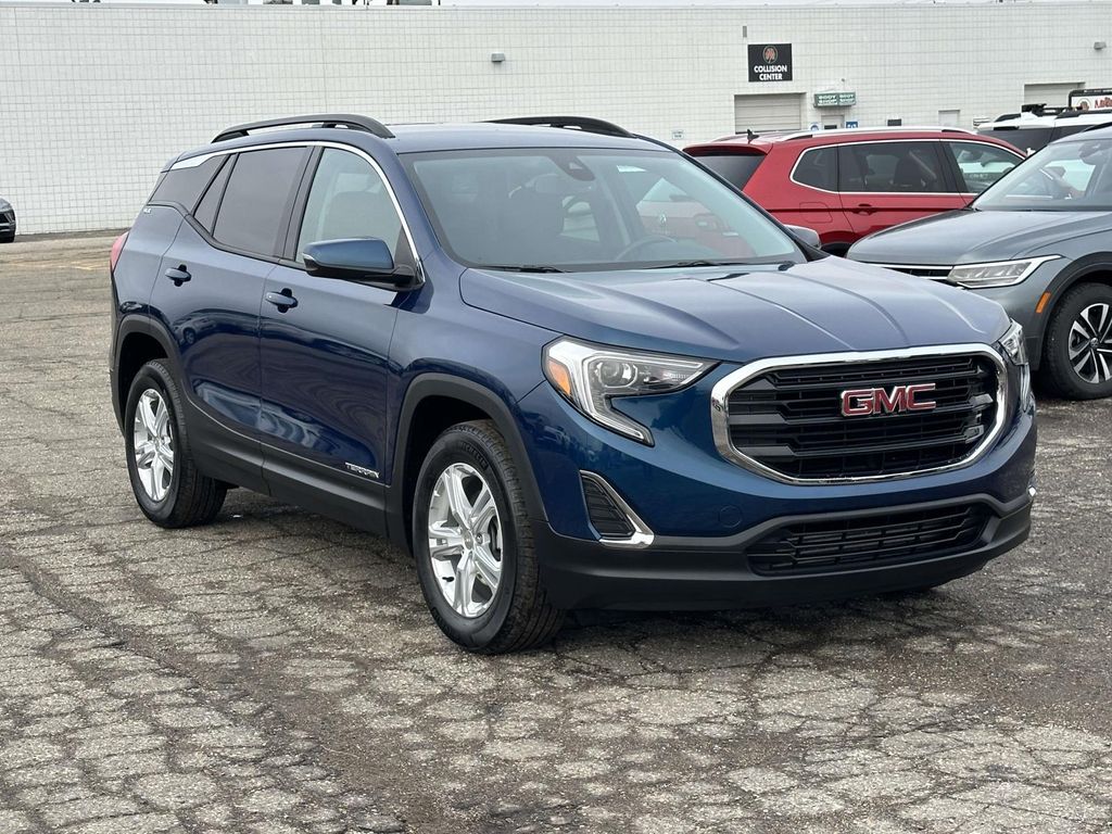 View vehicle photo 7