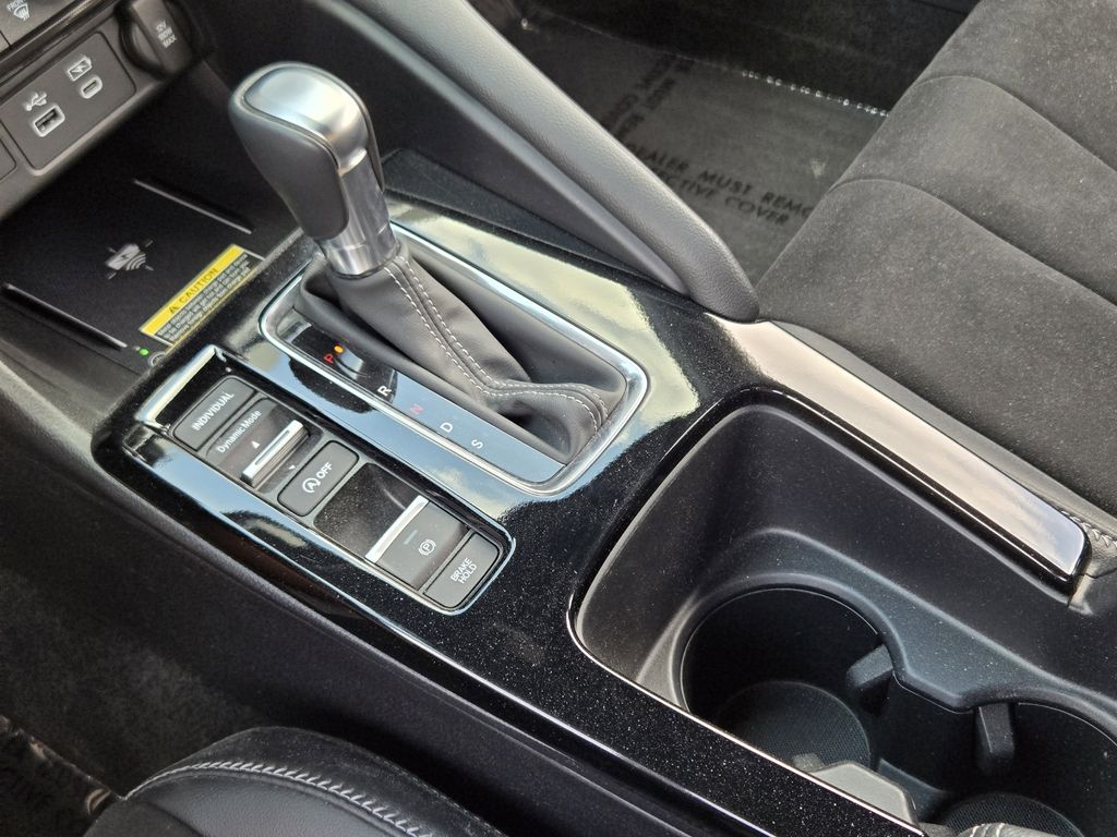 used 2025 Acura Integra car, priced at $31,222