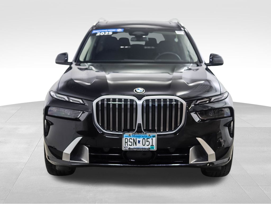 Thumbnail: 2025 BMW X7 - 8