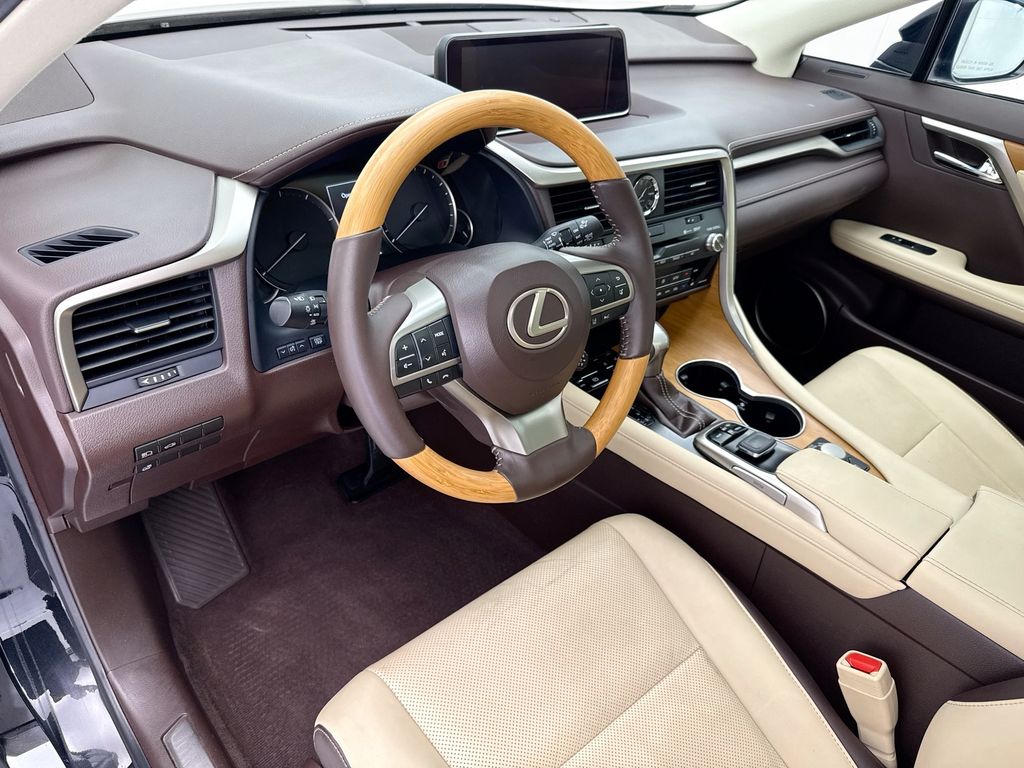 Thumbnail: 2017 Lexus RX - 4