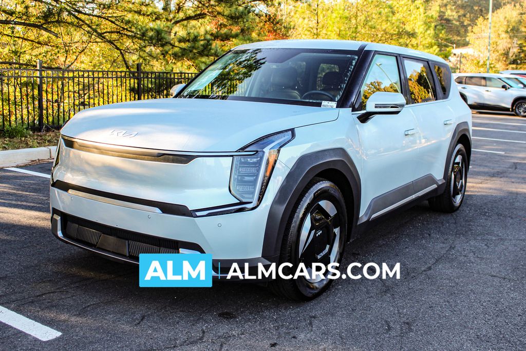 2024 Kia Ev9 Light L/R's photo