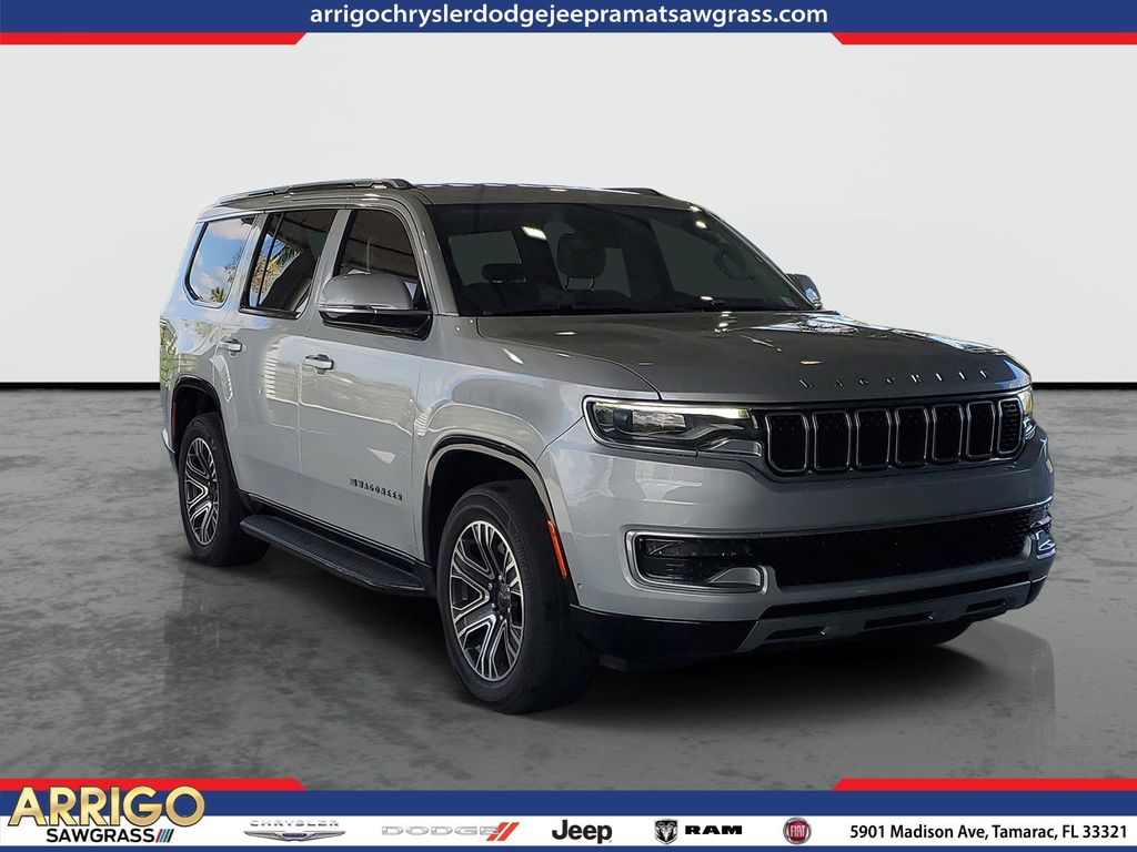 Silver 2022 Jeep Wagoneer SUV / Crossover 4X2 Automatic