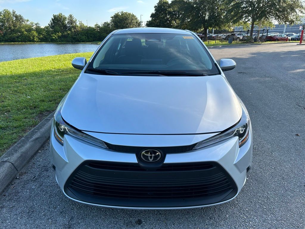 2024 Toyota Corolla LE 8