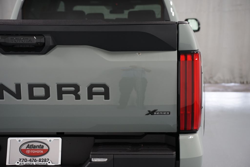 Thumbnail: 2025 Toyota Tundra - 10