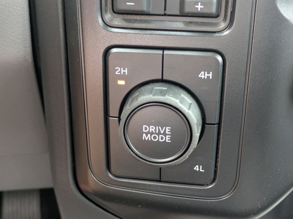 2025 Ford F-550 Chassis XL