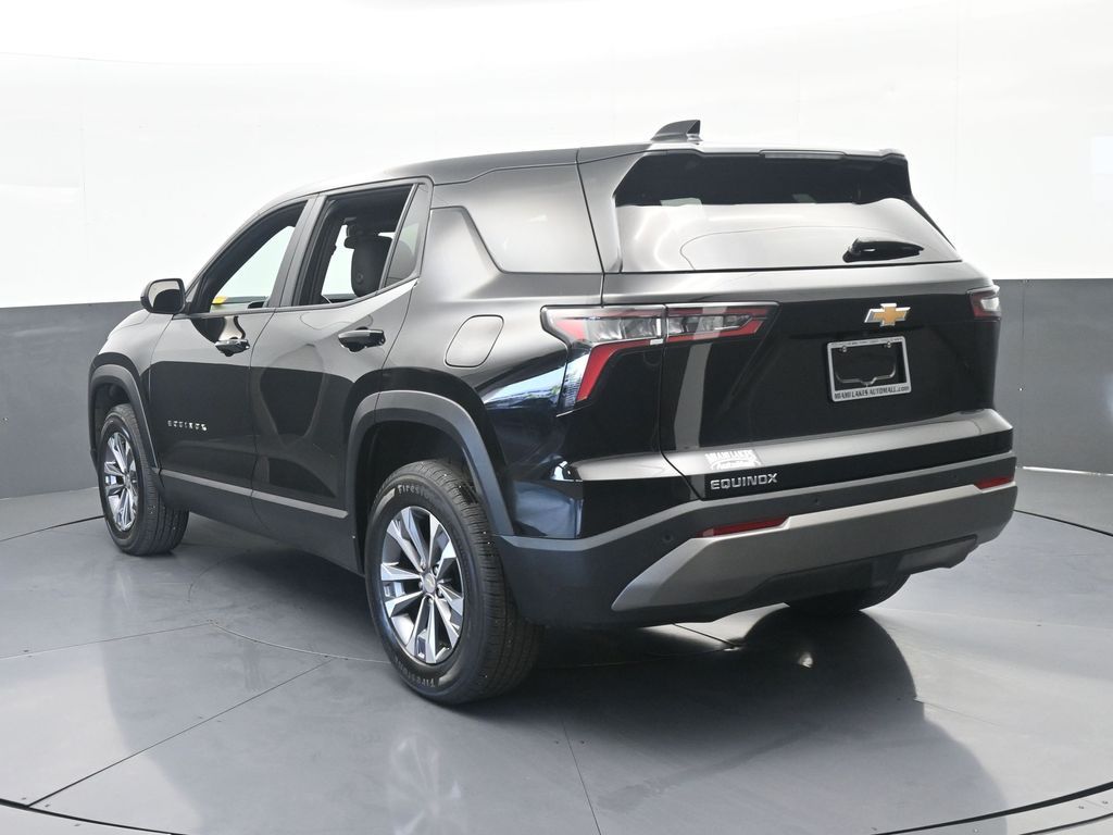 Used 2026 Mosaic Black Metallic Chevrolet LT image 4
