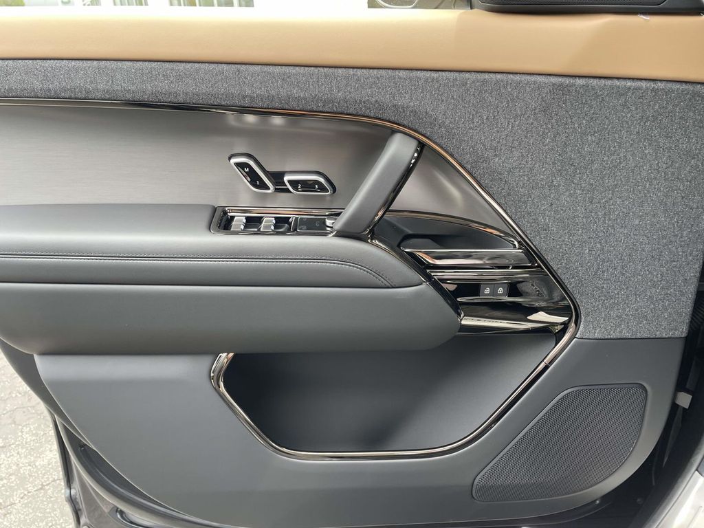 New 2026 Gray Land Rover Dynamic SE image 31