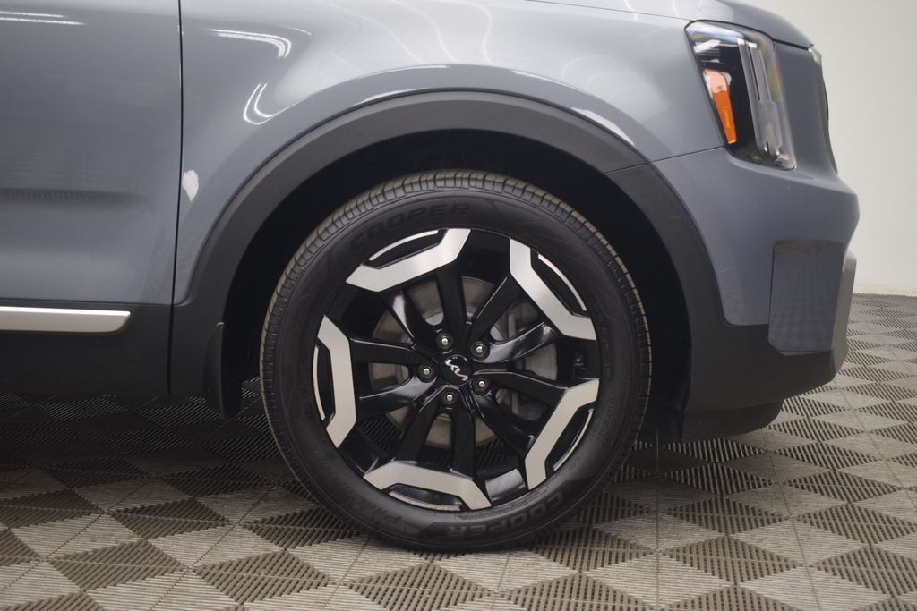 used 2023 Kia Telluride car, priced at $27,500
